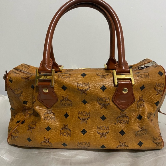 Boston MCM Bag - Picture 4 of 16